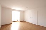 Etagenwohnung Pößneck - 2 Zimmer, 67 m&sup2;, 370&euro; | Angebot:26297190