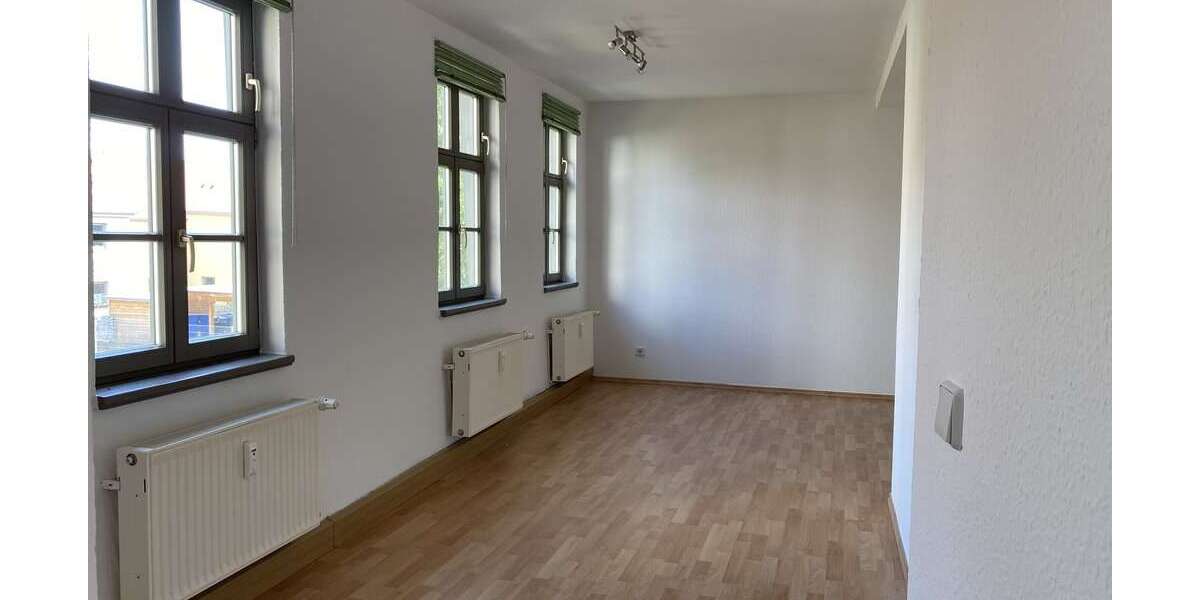 Etagenwohnung Naumburg (Saale) - 2 Zimmer, 56 m&sup2;, 366&euro; | Angebot:26814470