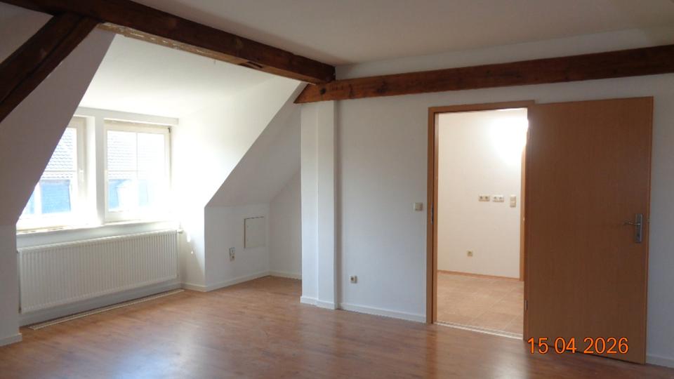 Dachgeschoßwohnung Naumburg (Saale) - 3 Zimmer, 73 m&sup2;, 477&euro; | Angebot:26368420