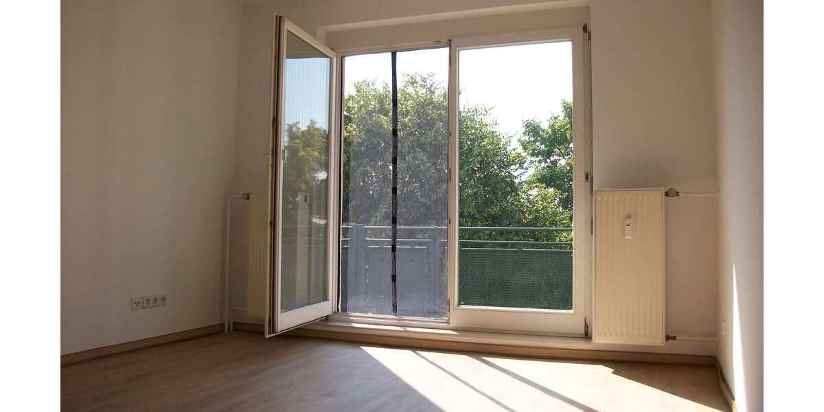 Etagenwohnung Naumburg (Saale) - 2 Zimmer, 51 m&sup2;, 350&euro; | Angebot:26814471